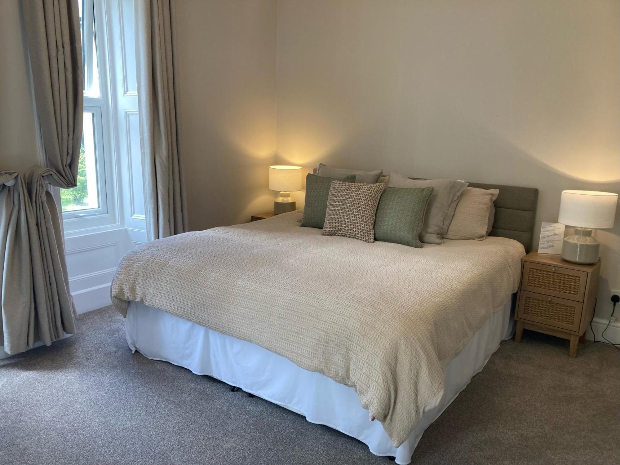 لانغامارتْش ويلز Serenity House Wales المظهر الخارجي الصورة