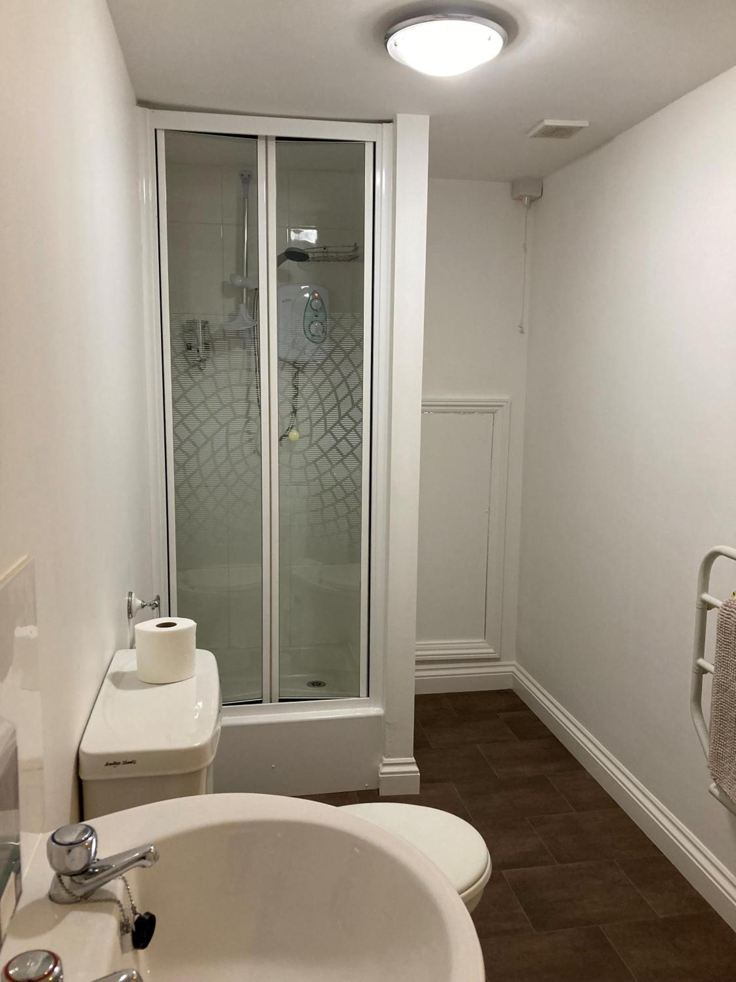 لانغامارتْش ويلز Serenity House Wales المظهر الخارجي الصورة