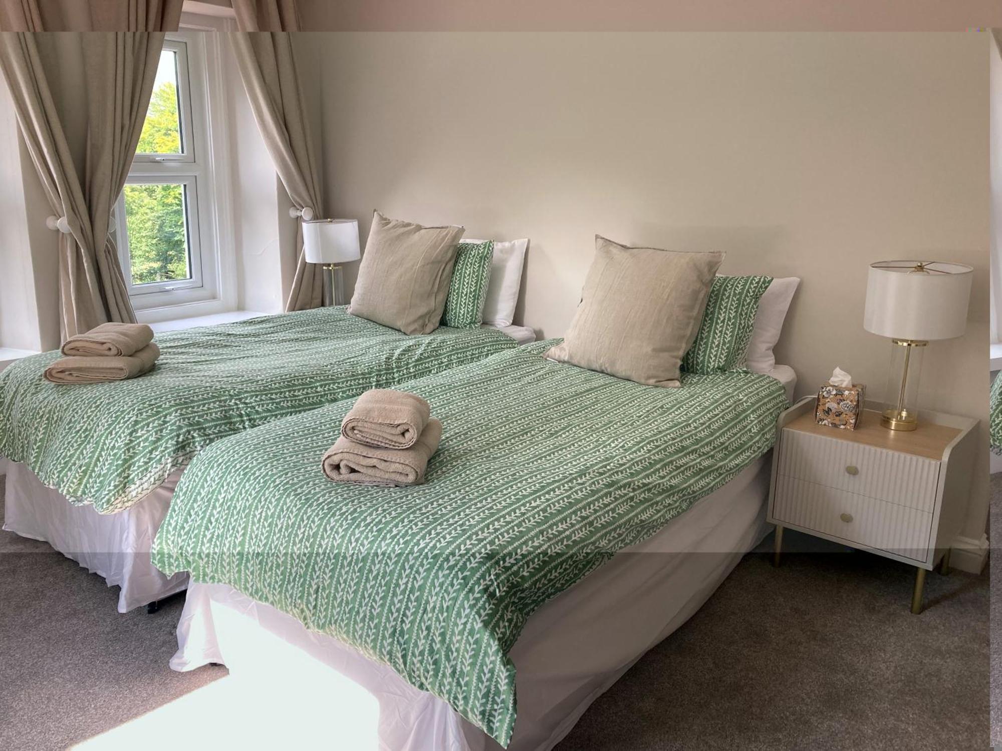 لانغامارتْش ويلز Serenity House Wales المظهر الخارجي الصورة