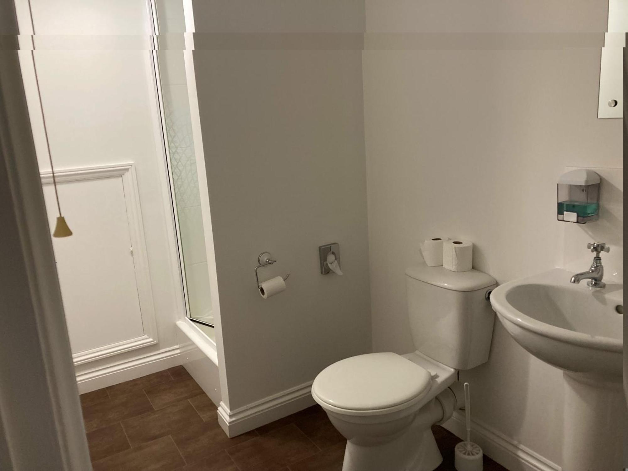 لانغامارتْش ويلز Serenity House Wales المظهر الخارجي الصورة
